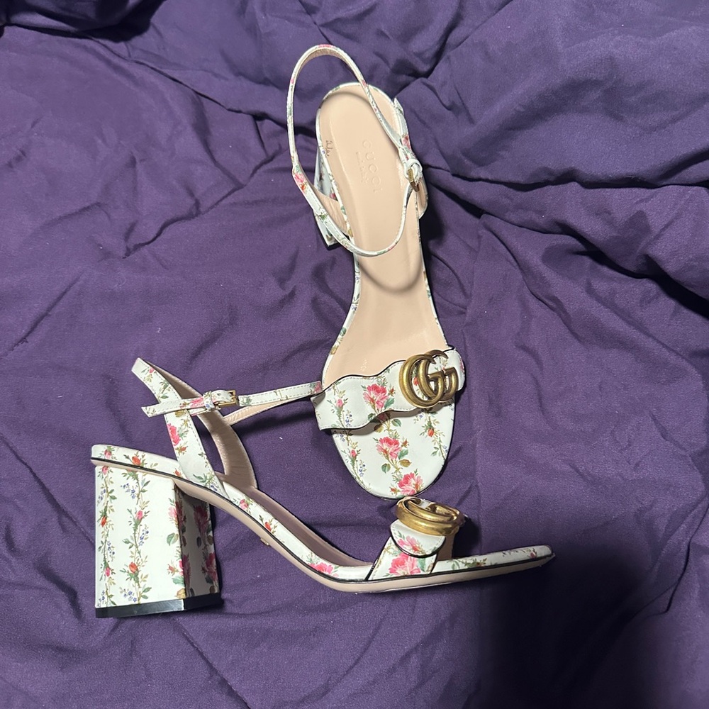 Gucci Maramont White and Floral Leather Heel Sandals w/ GG Logo Size 8.5 EU 38.5